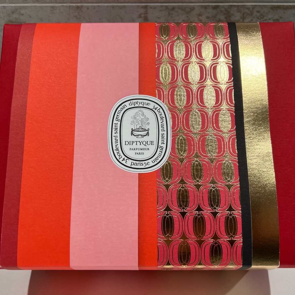 Diptyque gift box - holiday special edition